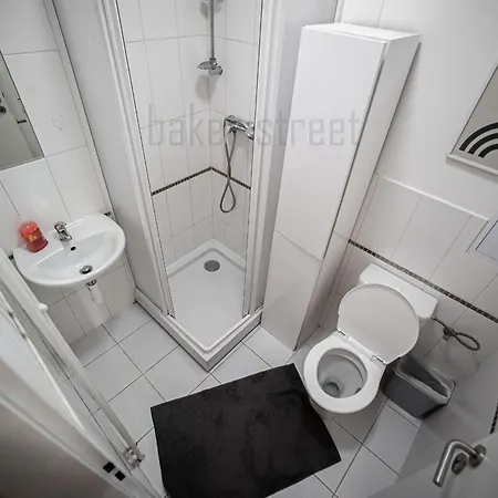 One Bedroom Apartment Close To Prague Castle Exterior photo