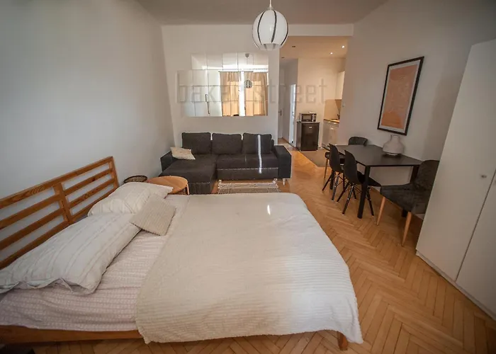 One Bedroom Apartment Close To Prague Castle